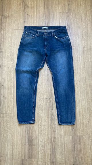 Pantalón vaquero Zara 