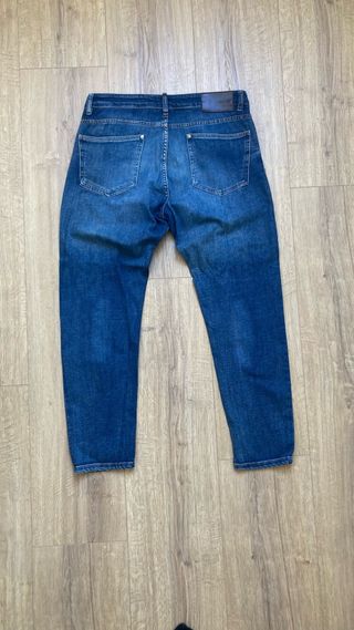 Pantalón vaquero Zara 