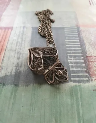 Colgante vintage corazón filigrana con cadena