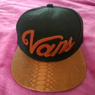 Gorra Vans Negra y Marrón a estrenar