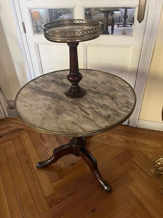 Mesa auxiliar redonda mármol y madera