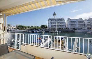 Piso en venta en Empuriabrava en Castelló d´Empúries