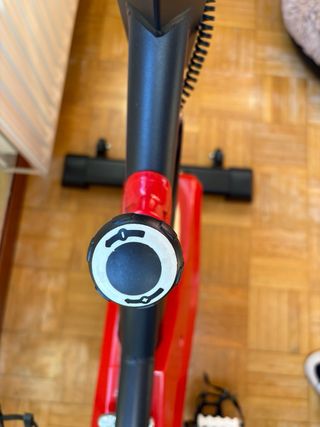 Bici Estática Maketec Roja