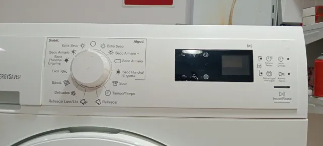 Secadora Electrolux 8kg Condensación A+