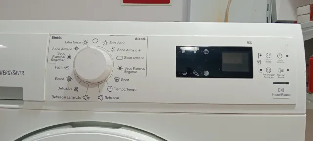 Secadora Electrolux 8kg Condensación A+