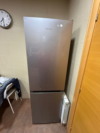 Nevera Combi Hisense RB400N4EG2 Inox 1.88m