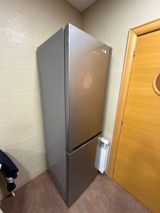 Nevera Combi Hisense RB400N4EG2 Inox 1.88m