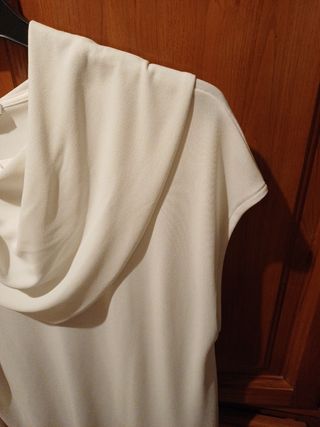 Top ZARA blanco cuello drapeado talla M