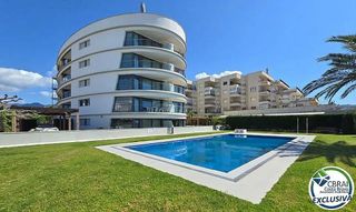 Piso en venta en Salatar en Roses