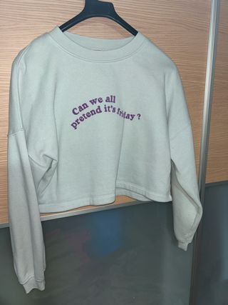 Sudadera corta Can we all pretend it's friday?