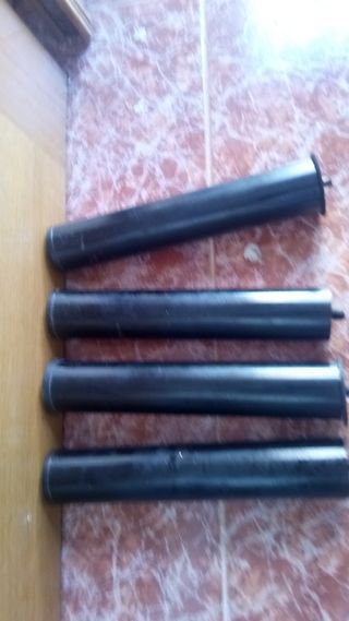 Patas de plástico negras