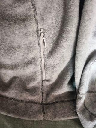 Polar Quechua gris