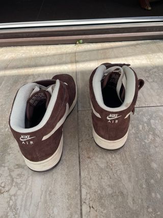 Nike Air Force 1 Mid QS Marrones