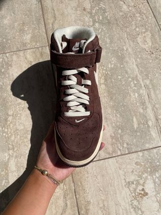 Nike Air Force 1 Mid QS Marrones