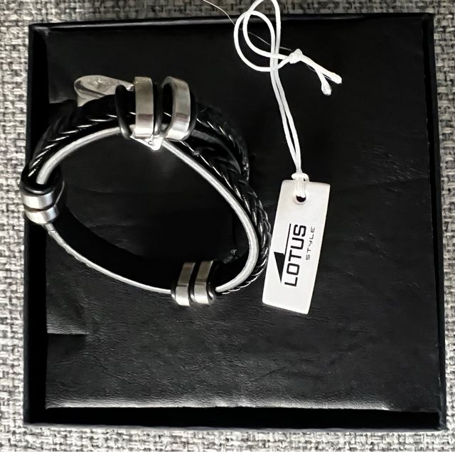 Pulsera Lotus Hombre Cuero y Acero