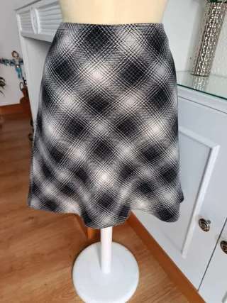 Falda cuadros H&M