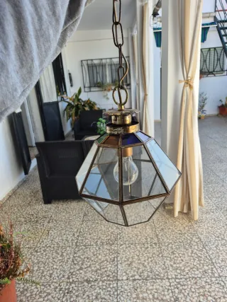 Lámpara de techo colgante de cristal y metal