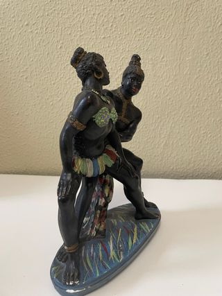 Figura pareja africana Escayola años 50
