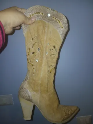 Stivali texani donna beige e oro