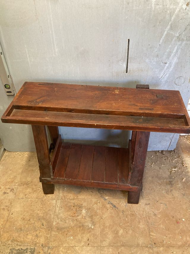 Banco de carpintero antiguo de madera