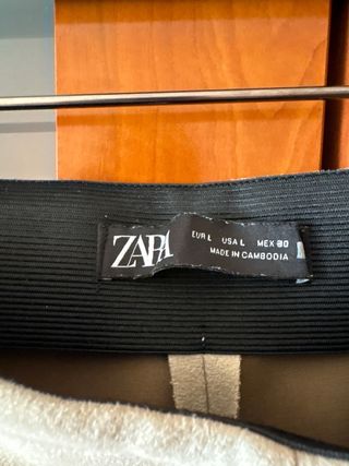 Pantalón Zara Talla L Beige
