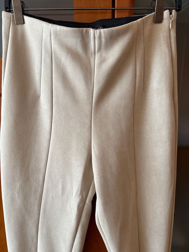 Pantalón Zara Talla L Beige