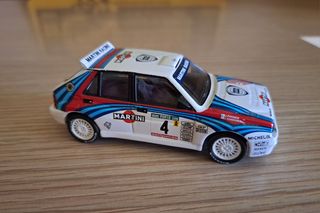 MINIATURA RALLY LANCIA DELTA HF