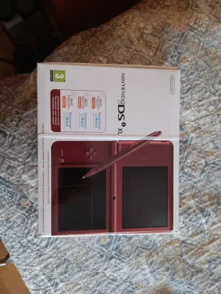 Nintendo DS XL Roja+Juego Brain Training+Estuche