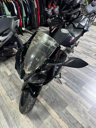 DERBI GPR 125 2013 .