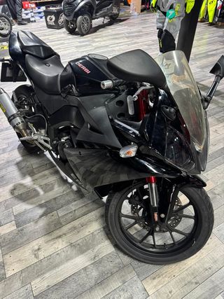 DERBI GPR 125 2013 .