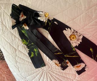 Vestido negro estampado flores manga codo Talla XS