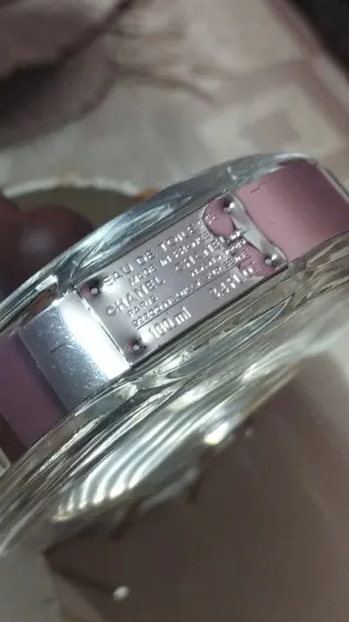 Frasco Chanel Chance Eau Tendre vacío