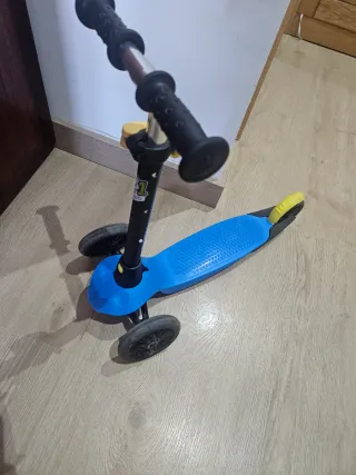 Patinete infantil Oxelo 3 ruedas azul