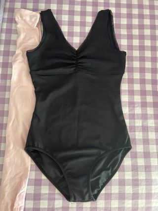 Maillot de ballet negro y rosa