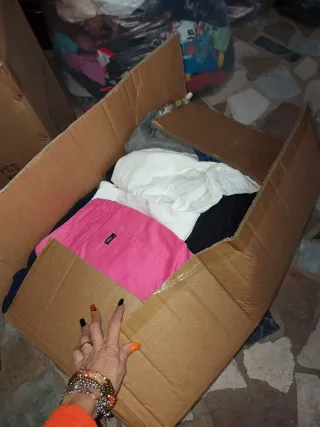 Lotto abbigliamento donna