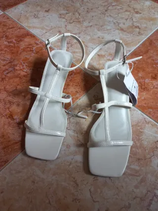Tacones blancos