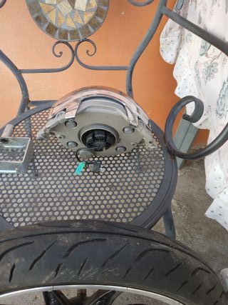 Ruota anteriore Liberty Iget Faro Porta Pacchi