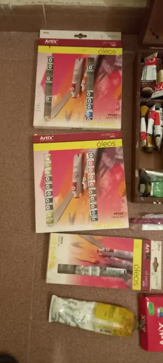 Lote Pinturas Óleo Artix +maletin 