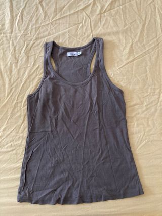 Camiseta tirantes gris