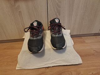 Zapatillas Joma T.35 Negras y Rojas