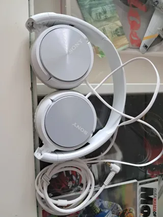 Auriculares Sony MDR-ZX310 Blancos