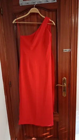 Vestido fiesta rojo asimétrico