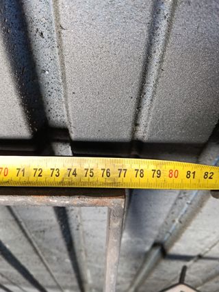 Reja de hierro macizo