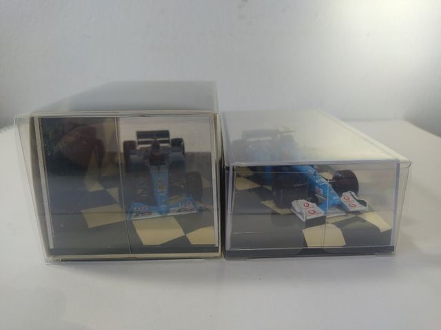 Benetton B200 a escala 1:43 (Minichamps)