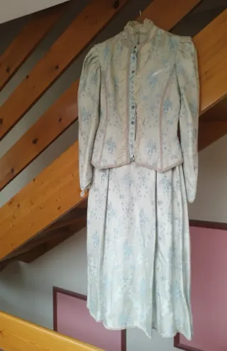 Traje Baturra Beige y Azul