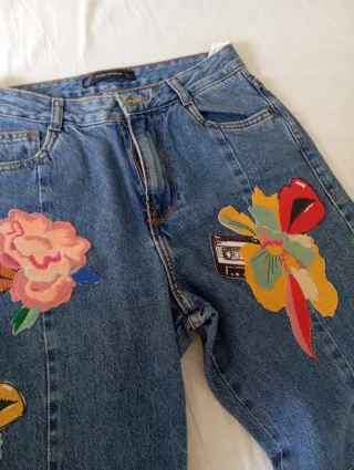 Pantalón vaquero vintage multicolor