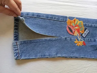 Pantalón vaquero vintage multicolor