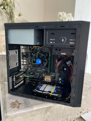 SERVICIO TECNICO DE ORDENADORES
Y PORTÁTILES