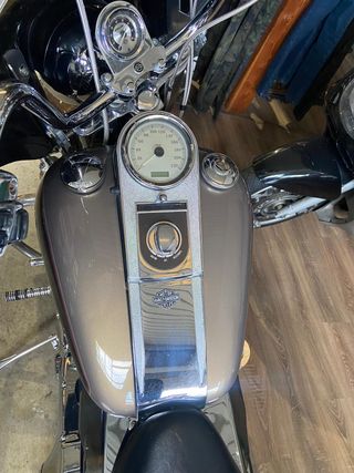 Harley Davidson Heritage Classic