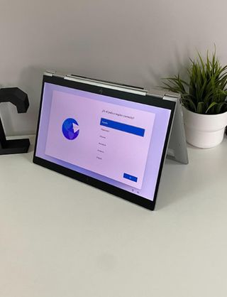 Portátil HP TÁCTIL X360 1030 G7 i7 10a 16GbRAM 13"
